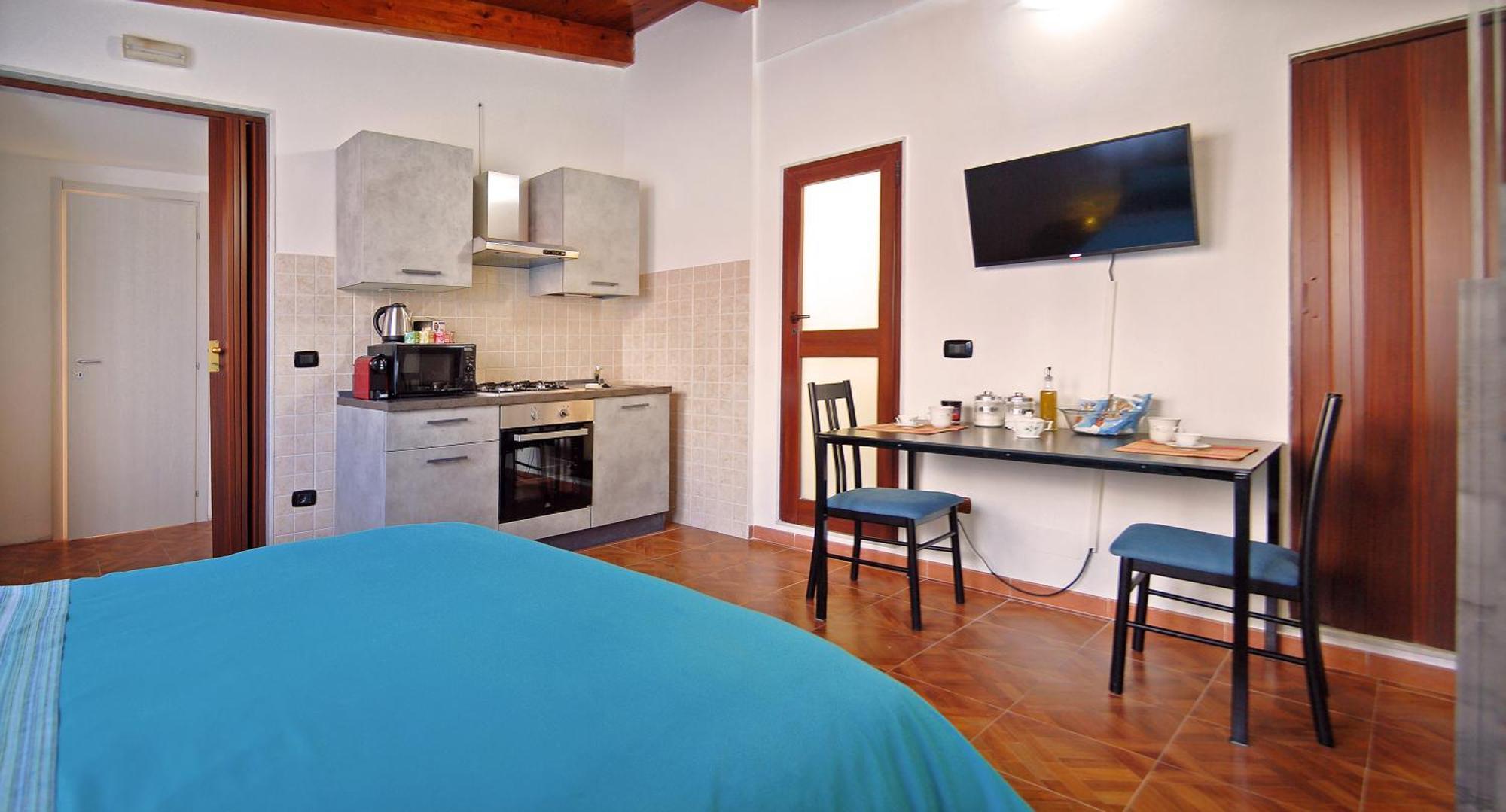 Sea Breeze Villa - Luna Apartment Bari Exterior photo