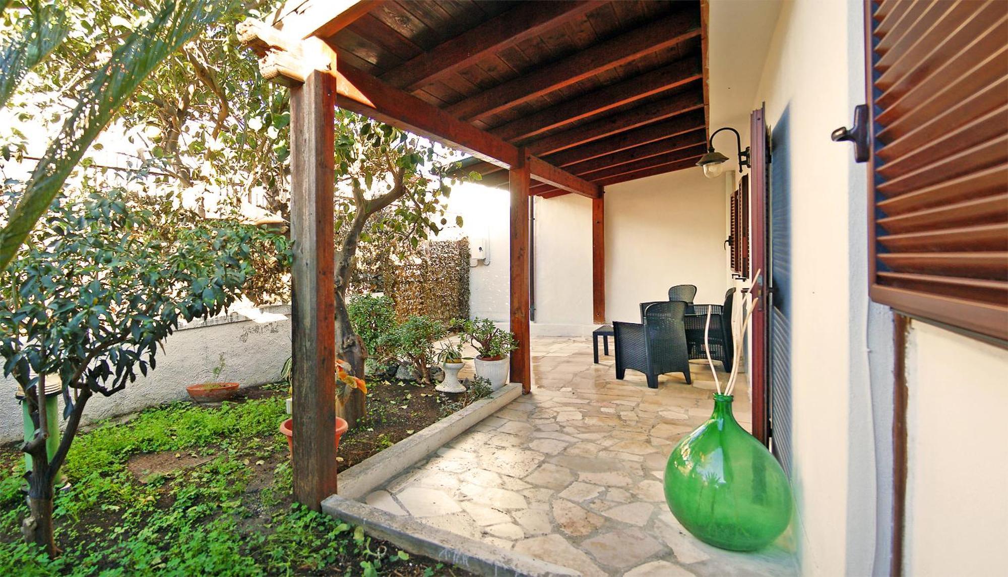 Sea Breeze Villa - Luna Apartment Bari Exterior photo